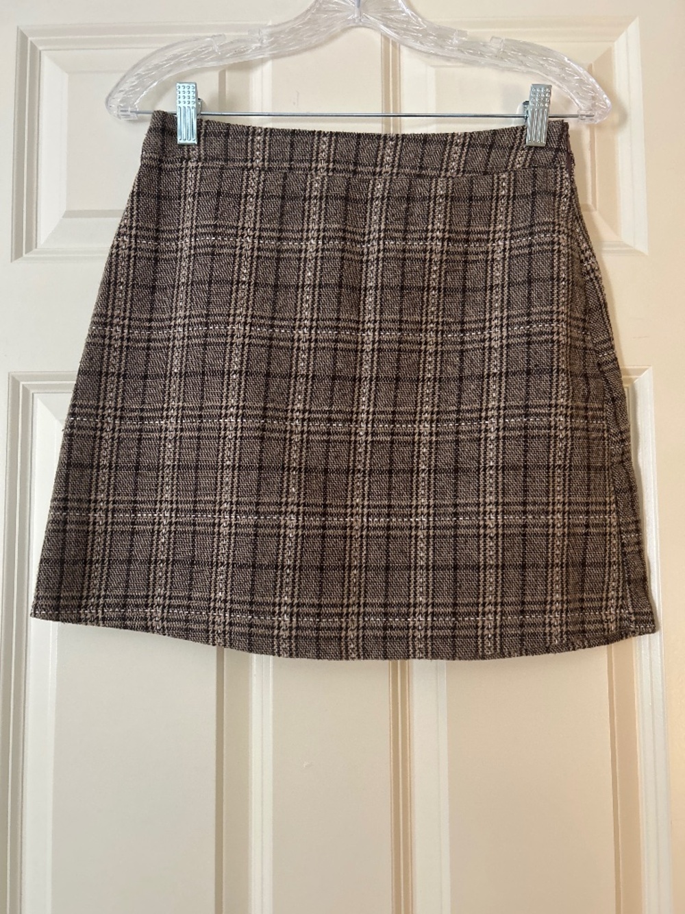 New! Women’s fall plaid skirt